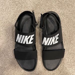 Nike sandal size 9